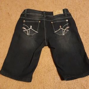 Girls size 12 capris